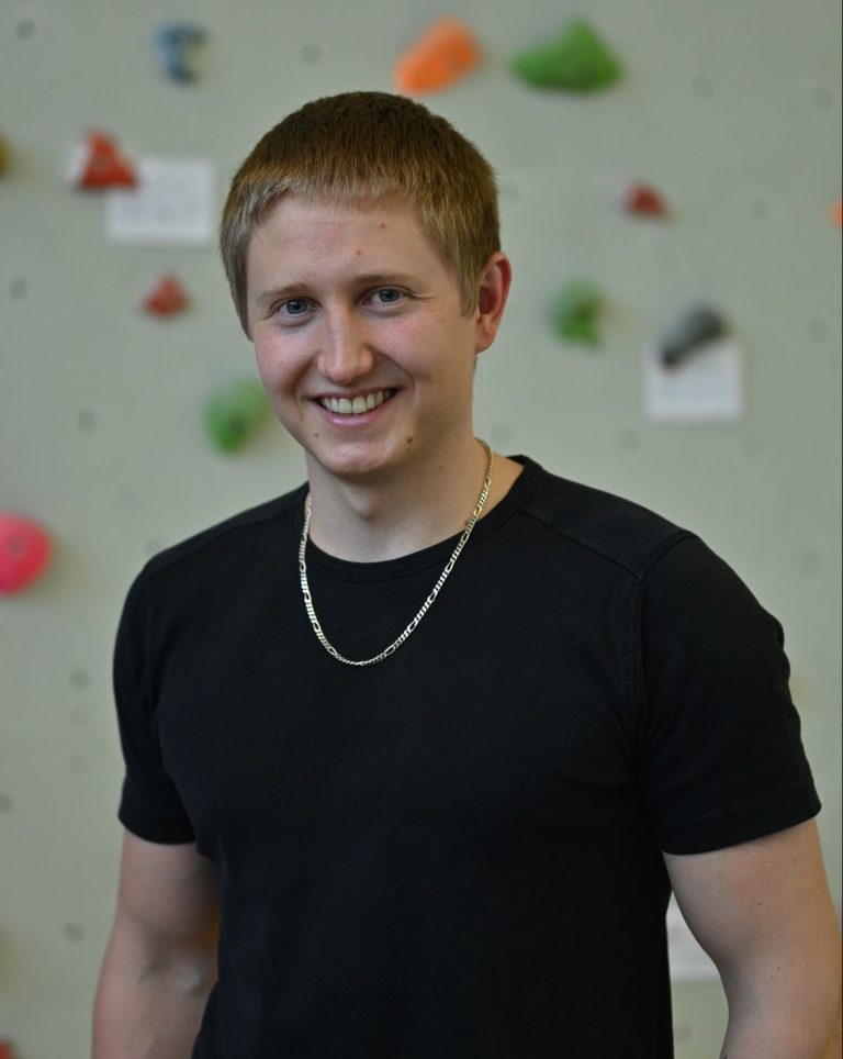 02_Betreuer-Maximilian-Gräser_Klettertrainer-C